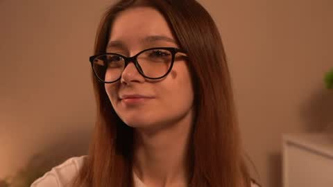 Cassie online show from April 22, 4:30 pm