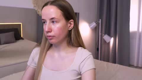 Cassie online show from September 21, 9:05 pm