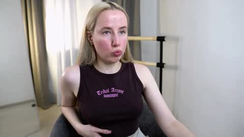 Cassie online show from November 15, 9:21 pm