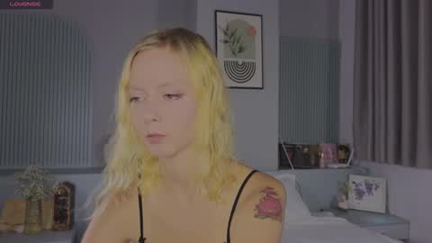 Cassie online show from November 16, 4:40 am