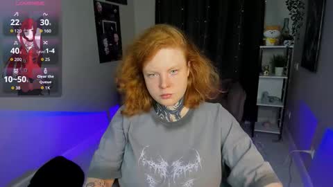 Snapshot of cassie_xkiss chatting on September 27, 8:14 pm Cassie online show from September 27, 8:14 pm