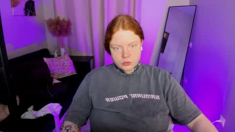 Cassie online show from April 5, 8:39 pm