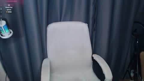 Snapshot of cassiemich chatting on February 20, 3:41 pm Cassie online show from February 20, 3:41 pm