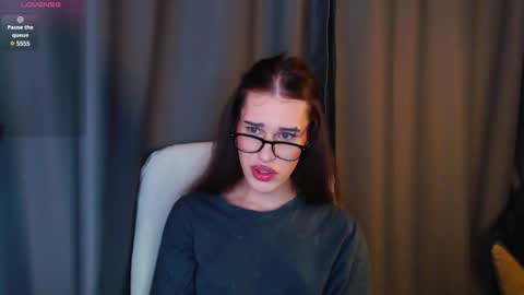 Snapshot of cassiemich chatting on March 2, 5:25 pm Cassie online show from March 2, 5:25 pm