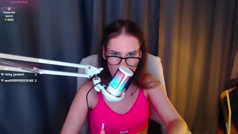 Snapshot of cassiemich chatting on March 9, 12:53 am Cassie online show from March 9, 12:53 am