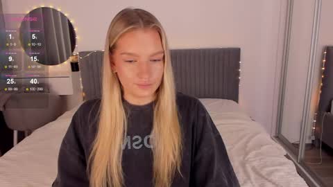 Angel 3 online show from April 20, 3:37 pm