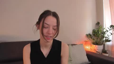  cassandra  online show from October 10, 12:15 pm