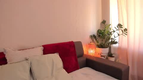  cassandra  online show from October 22, 11:32 am