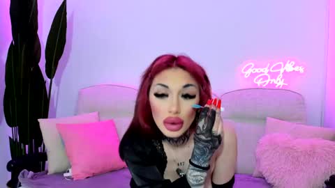 cassy_foxy online show from May 12, 6:32 am
