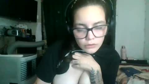 Snapshot of casuprincesa chatting on January 12, 5:34 am casuprincesa online show from January 12, 5:34 am