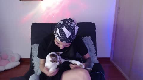 cat online show from January 31, 8:22 am