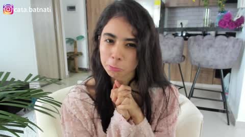 Catalina online show from January 5, 8:00 pm