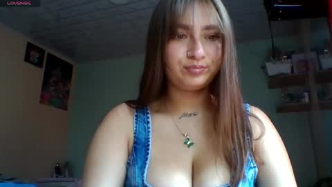 cata_lover1 online show from April 22, 3:46 pm