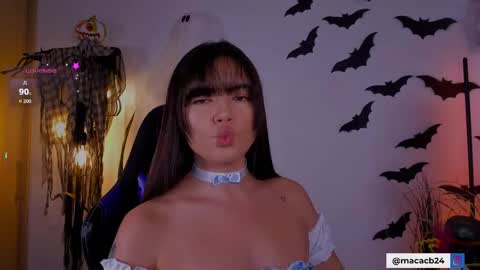 Snapshot of catalella_01 chatting on October 14, 8:53 pm MACARENA online show from October 14, 8:53 pm