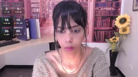 Queen Catalella online show from October 3, 4:09 am