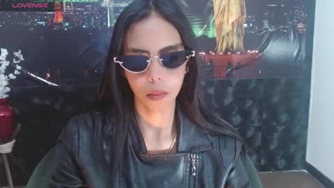 Queen Catalella online show from April 12, 3:22 am