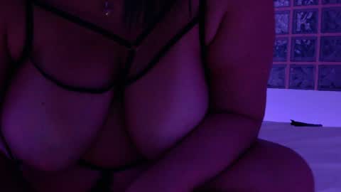 Luna Velvet online show from May 16, 12:18 am