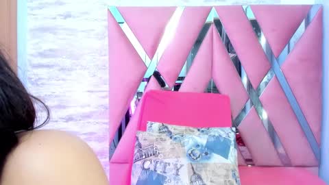 Snapshot of cataleya_bianchi chatting on February 22, 2:28 am Cataleya online show from February 22, 2:28 am