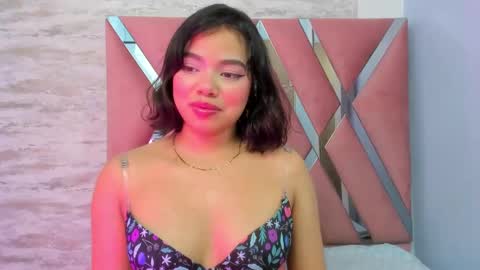 Snapshot of cataleya_bianchi chatting on February 24, 5:11 am Cataleya online show from February 24, 5:11 am