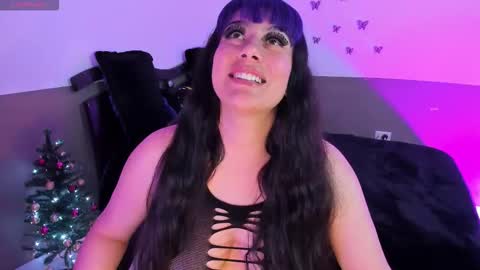 Snapshot of cataleya_blare chatting on November 25, 3:28 am LUU online show from November 25, 3:28 am