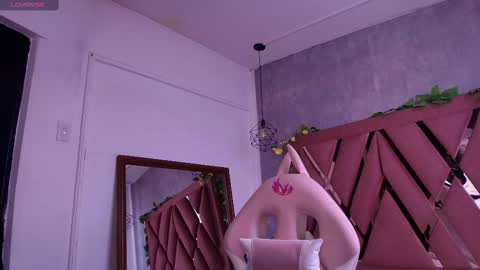 Snapshot of cataleya_sambrano chatting on September 11, 11:21 am Cataleya online show from September 11, 11:21 am