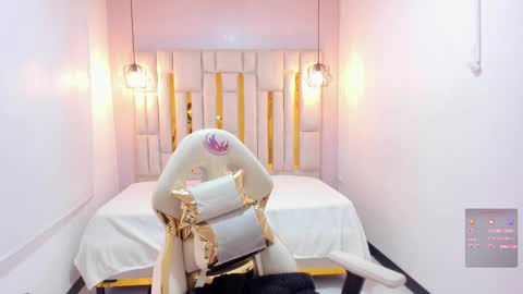 Snapshot of cataleya_sambrano chatting on September 14, 11:20 am Cataleya online show from September 14, 11:20 am