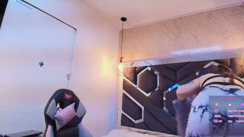 Snapshot of cataleya_sambrano chatting on November 7, 10:59 am Cataleya online show from November 7, 10:59 am