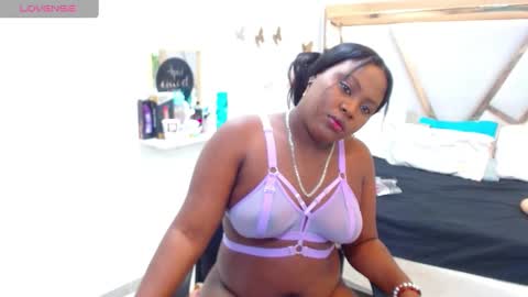 Snapshot of catalillina_love1 chatting on January 28, 1:16 pm Cata online show from January 28, 1:16 pm