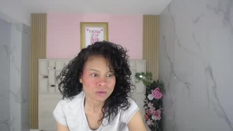 Catalina  online show from April 8, 3:17 am