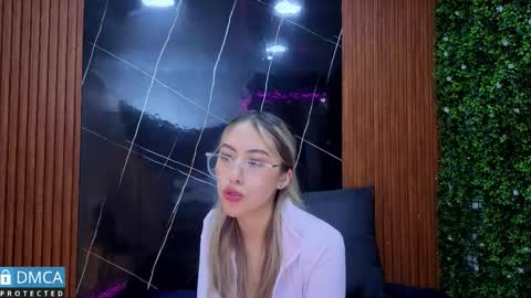 catalina_18g online show from March 5, 11:28 am