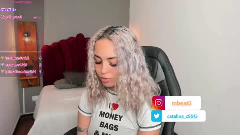 Catalina online show from March 4, 5:03 pm