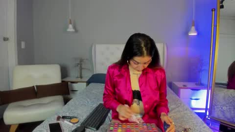 Catalina online show from March 6, 12:09 pm