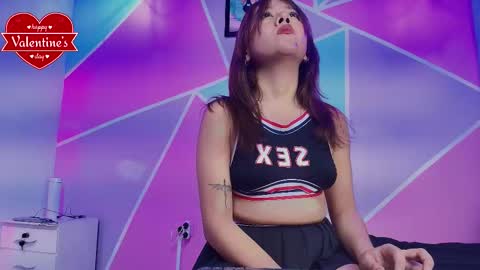 Catalina online show from February 15, 8:16 pm