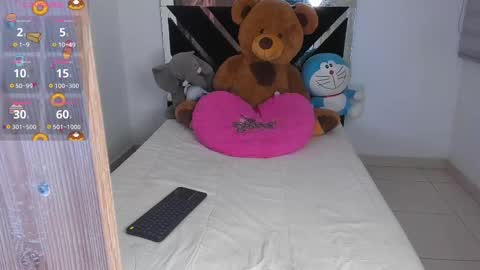 Catalina  online show from September 17, 11:17 pm