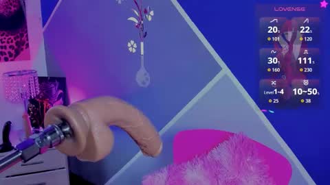 catalina_whore1 online show from October 25, 9:20 pm