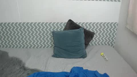 Snapshot of catalinahenao chatting on January 15, 5:12 am cata online show from January 15, 5:12 am