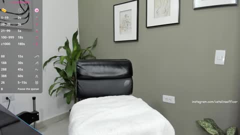 Snapshot of catalinaofficer chatting on January 19, 2:38 pm Catalina Howard Aragon online show from January 19, 2:38 pm