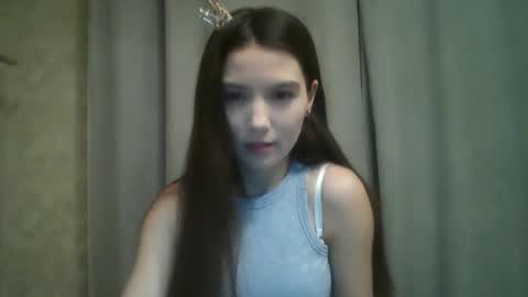 Snapshot of catch_my_smile chatting on April 2, 5:43 pm catch_my_smile online show from April 2, 5:43 pm