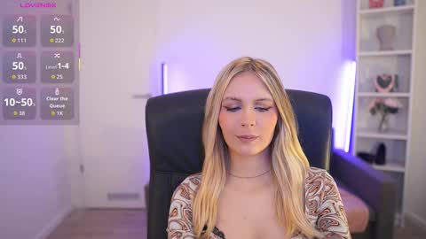 catecrago  online show from March 26, 10:43 am