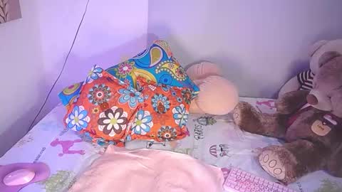 Snapshot of cathaleyasex chatting on October 31, 12:11 am CathaleyaSex online show from October 31, 12:11 am