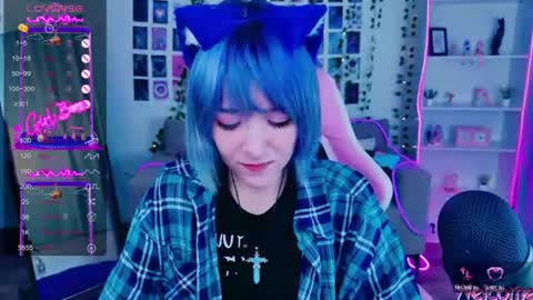 Snapshot of catharinejones chatting on July 9, 11:58 am KettieHi My name is Katie I love drawing and I can play the guitar. And love dancing online show from July 9, 11:58 am