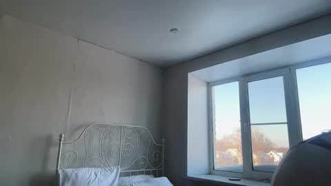 Lolly online show from February 4, 7:36 am