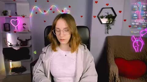 Snapshot of catherine_kitty chatting on May 6, 7:08 pm Catherine online show from May 6, 7:08 pm