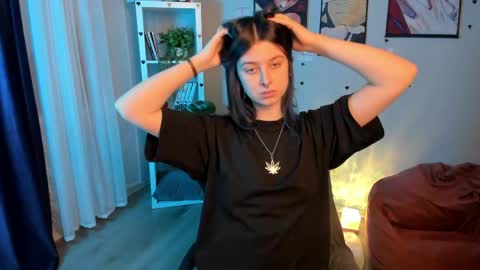 Catherine online show from April 3, 8:07 pm