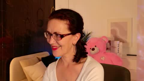 Catherine online show from March 18, 1:58 pm