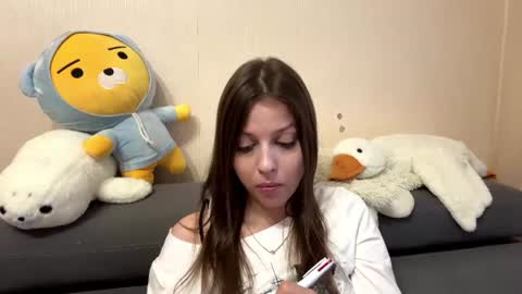 Katrin online show from August 9, 12:10 pm