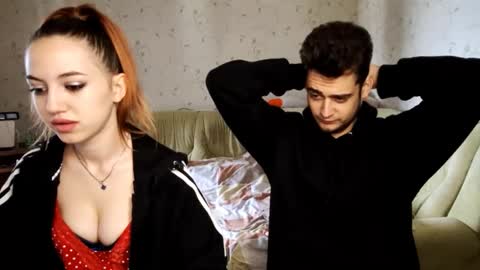 catherinexalex online show from October 5, 11:30 am