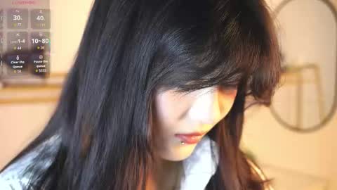 Lee online show from December 14, 4:12 pm