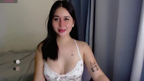 Snapshot of cathleya_ chatting on January 1, 8:37 pm Cathy online show from January 1, 8:37 pm