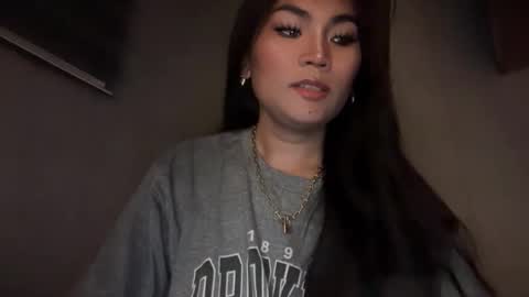Snapshot of cathy_sanches chatting on May 14, 1:56 am cathy online show from May 14, 1:56 am